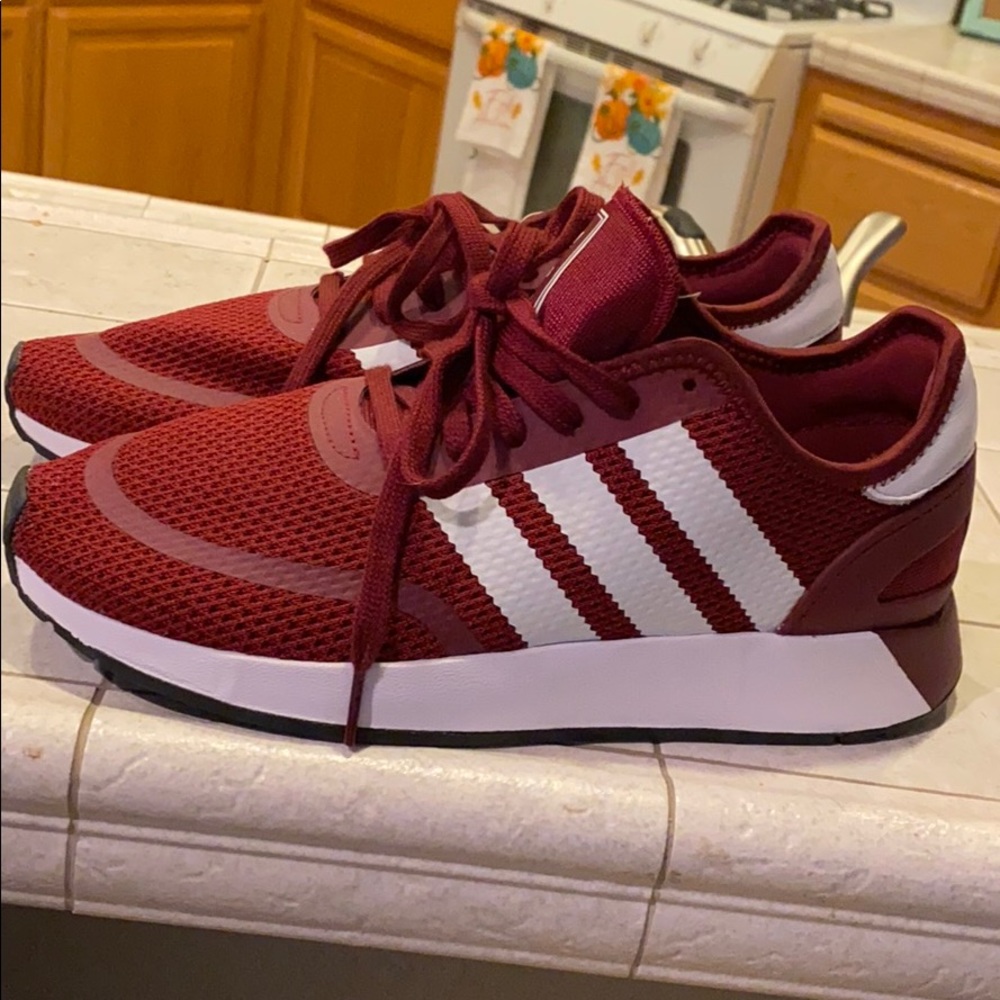 NWT Adidas N-5923